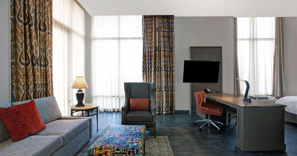 Top 10 Hotels Close to UT Austin for a Comfortable Stay